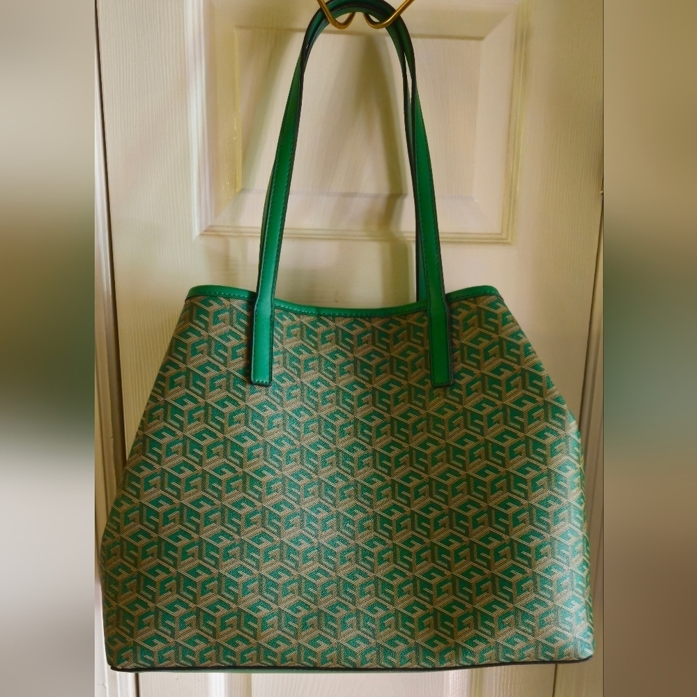 GUESS Vikky Vibrant Green Patterned Tote - Picture 4 of 11